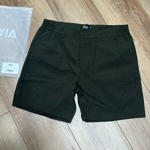 ZYIA Men's Green Athletic Performance Shorts Medium NWT in bag